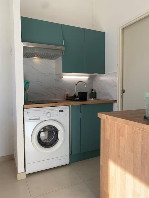 Maisonnette Dans Belle Residence Saint-Vallier-de-Thiey Exterior foto